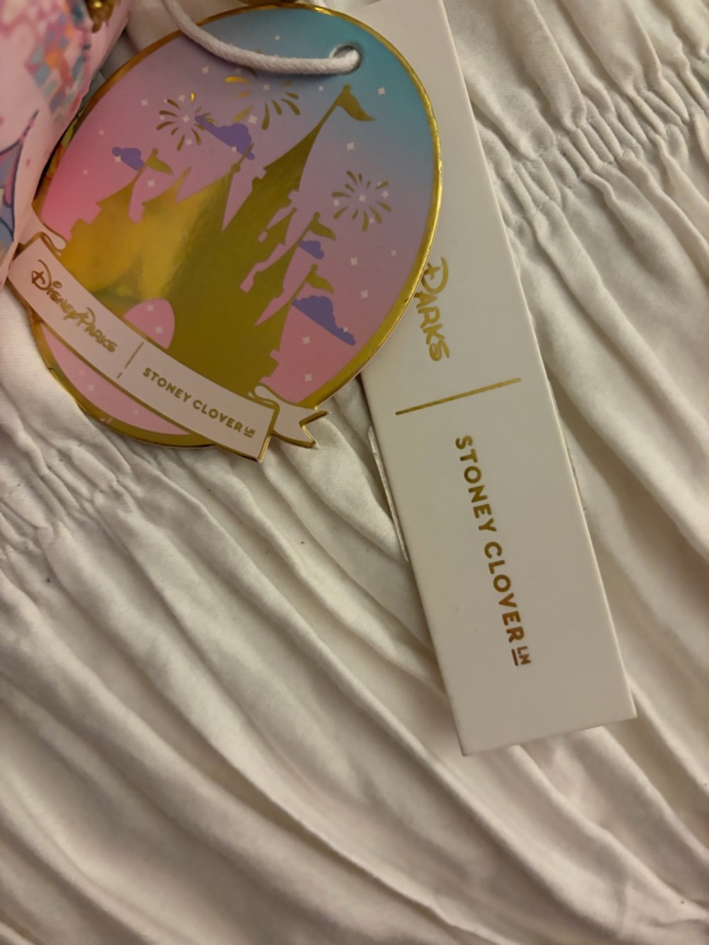 Stoney clover lane Disneyland make up bag - Picture 3 of 6
